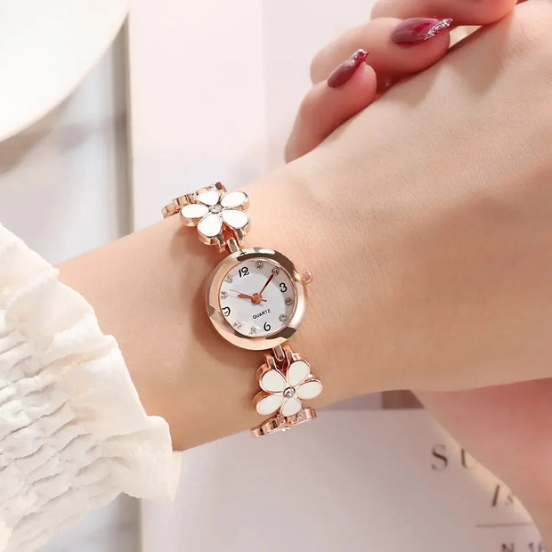 Flower Bracelet Watch for Women - Simple Quartz Round Dial